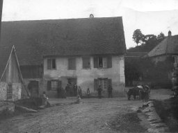1 - 1913-maison des grands-parents maternels pfiffer  ligsdorf 68 o auguste-marcel tritsch fut lev